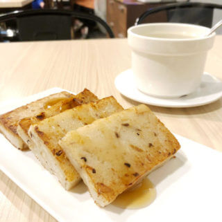 fozhiwei-lins-vegetarian-radishcake2