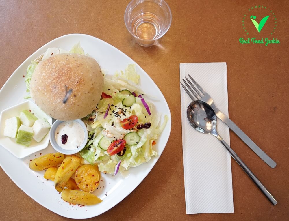 Mottainai Plant-Based Whole Food Cafe - burger 2